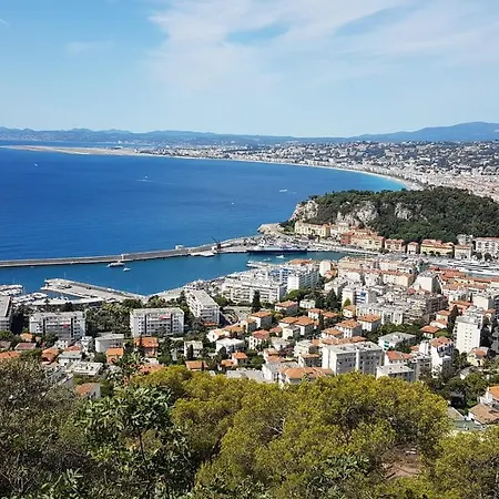 Très Beau 3 Pièces Spacieux Lumineux Et Climatisé Apartamento